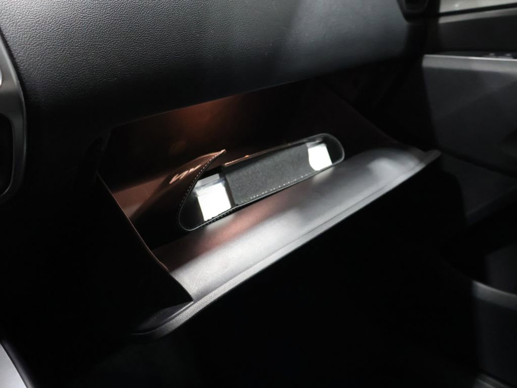 Used 2022 Kia Sorento LX image 29