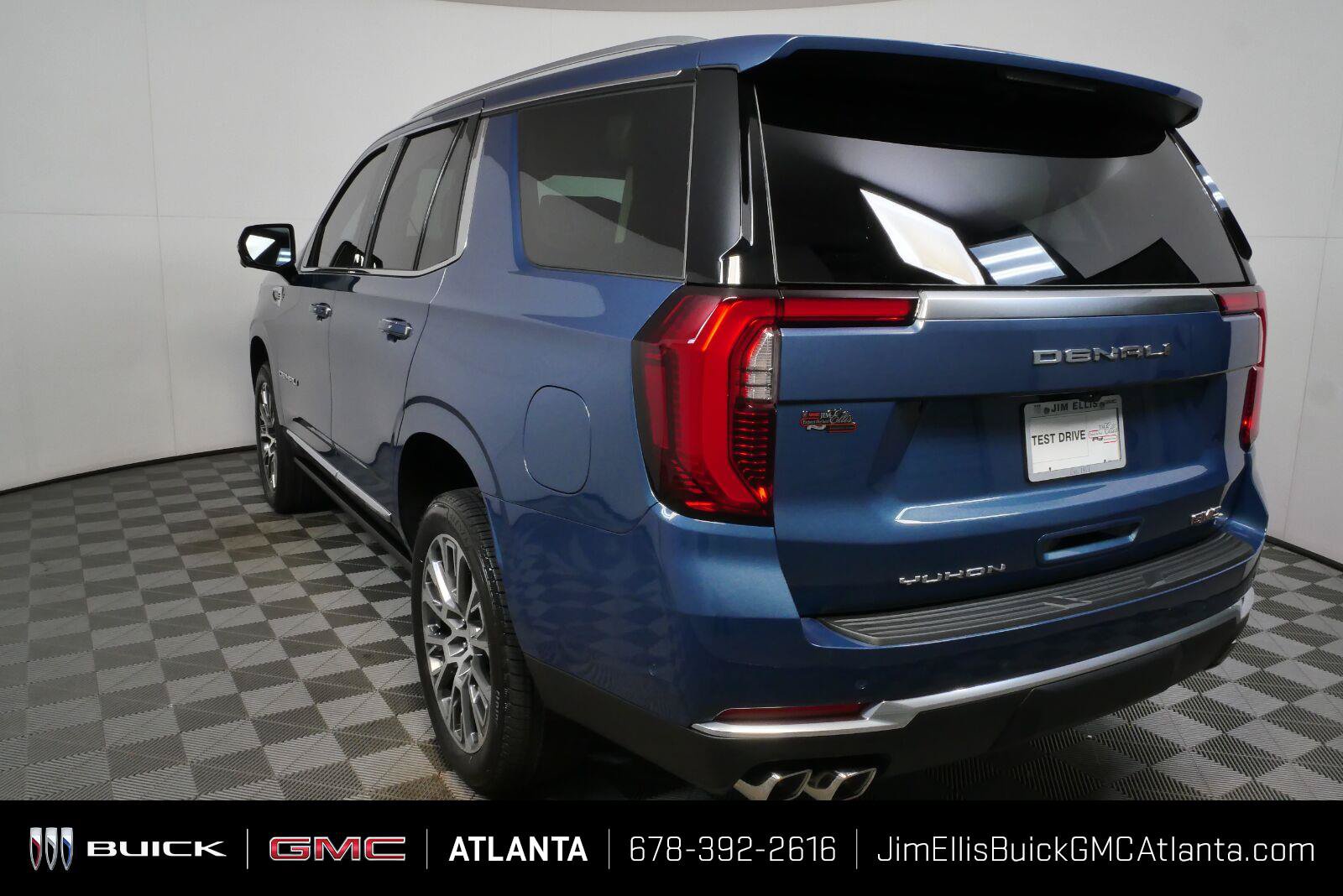 New 2026 GMC Yukon Denali w/ Sun & Power Step Package AWD/4WD image 24
