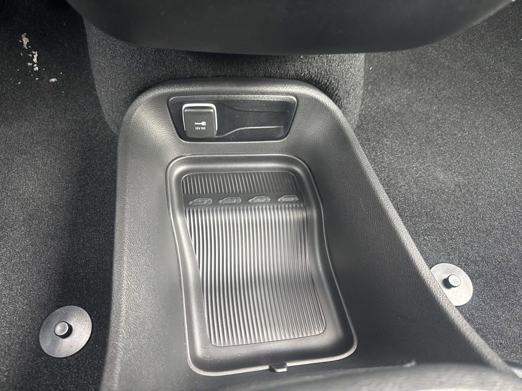 New 2026 Chrysler Pacifica Select image 30