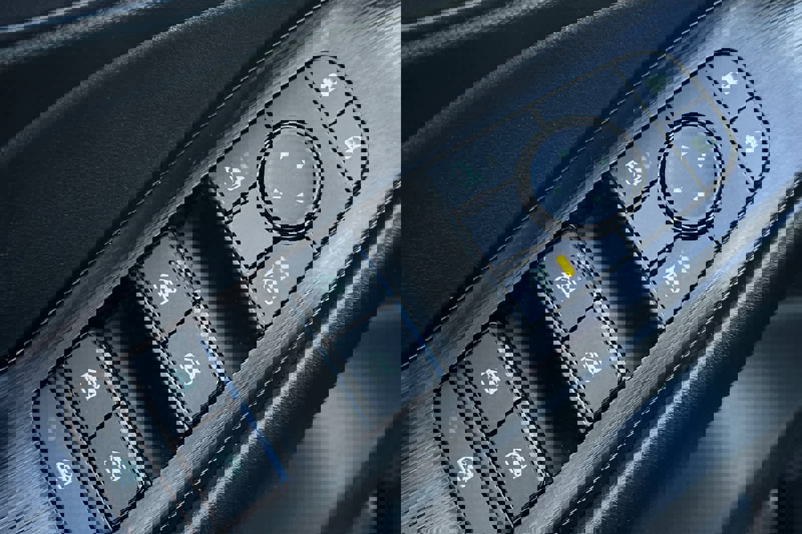 Used 2024 Nissan Rogue S image 14