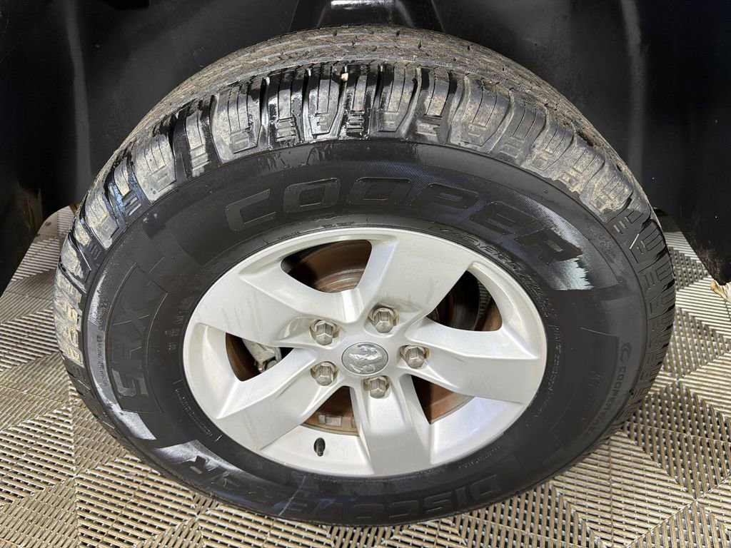 Used 2015 RAM 1500 Tradesman w/ Power & Remote Entry Group image 15