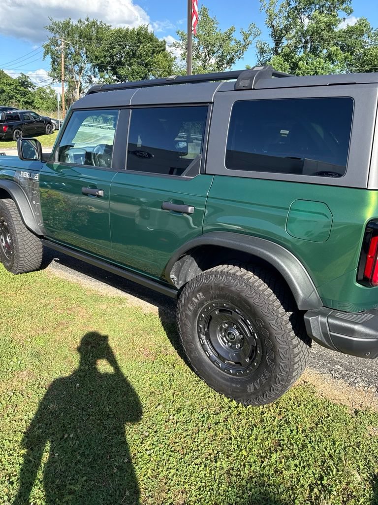 Used 2024 Ford Bronco Everglades AWD/4WD image 2