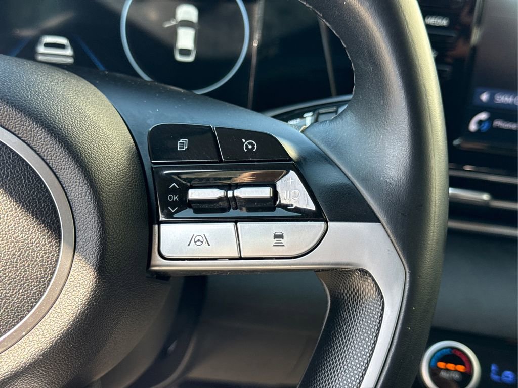 Used 2021 Hyundai Elantra SEL w/ Convenience + Premium Package image 25