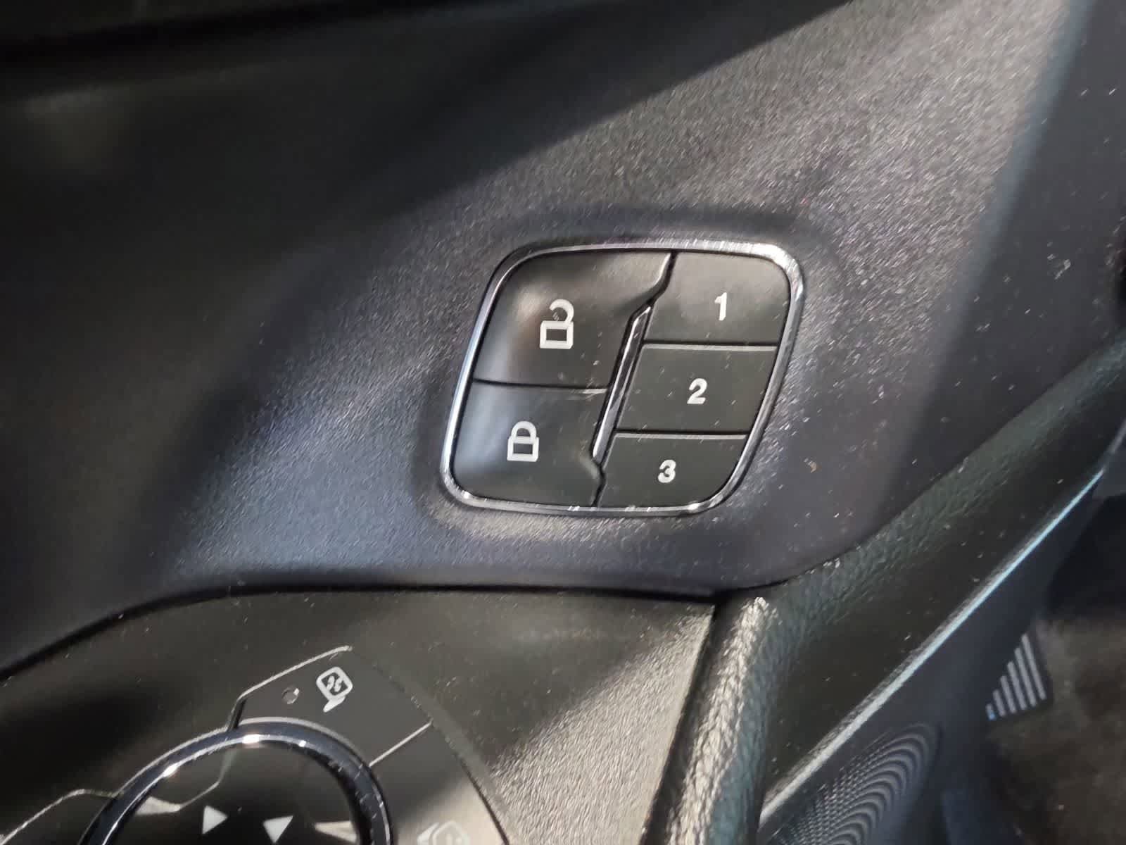 Used 2020 Ford Expedition Max Limited w/ Equipment Group 303A AWD/4WD image 17