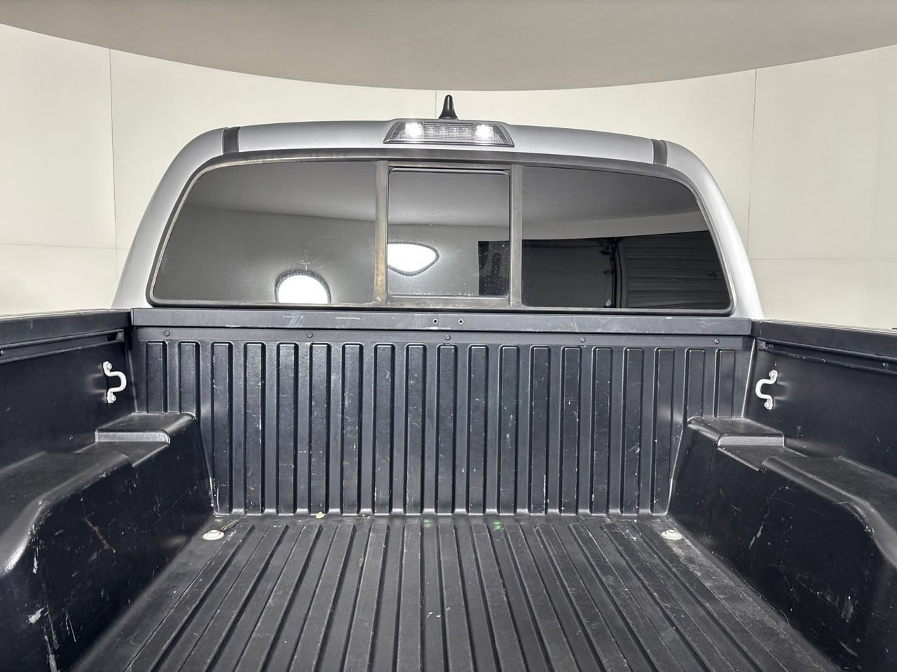 Used 2023 Toyota Tacoma SR w/ SR Convenience Package RWD image 22