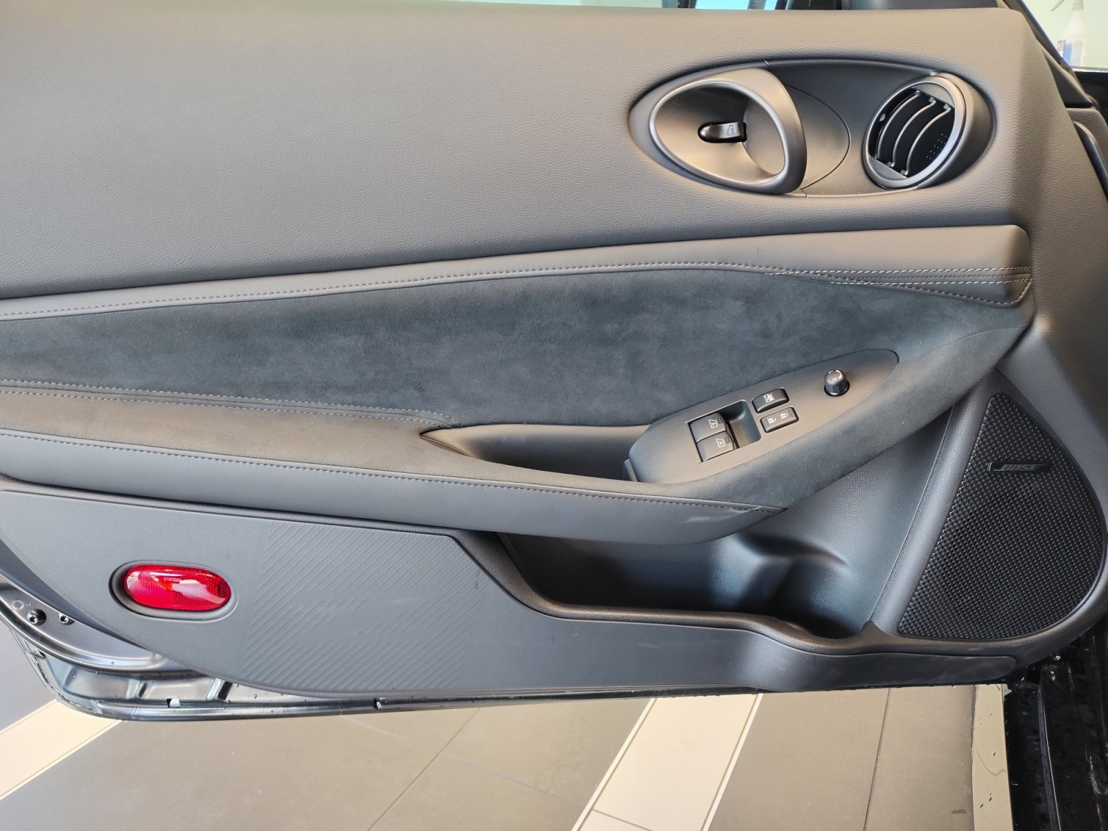 New 2027 Nissan Z Performance RWD image 27
