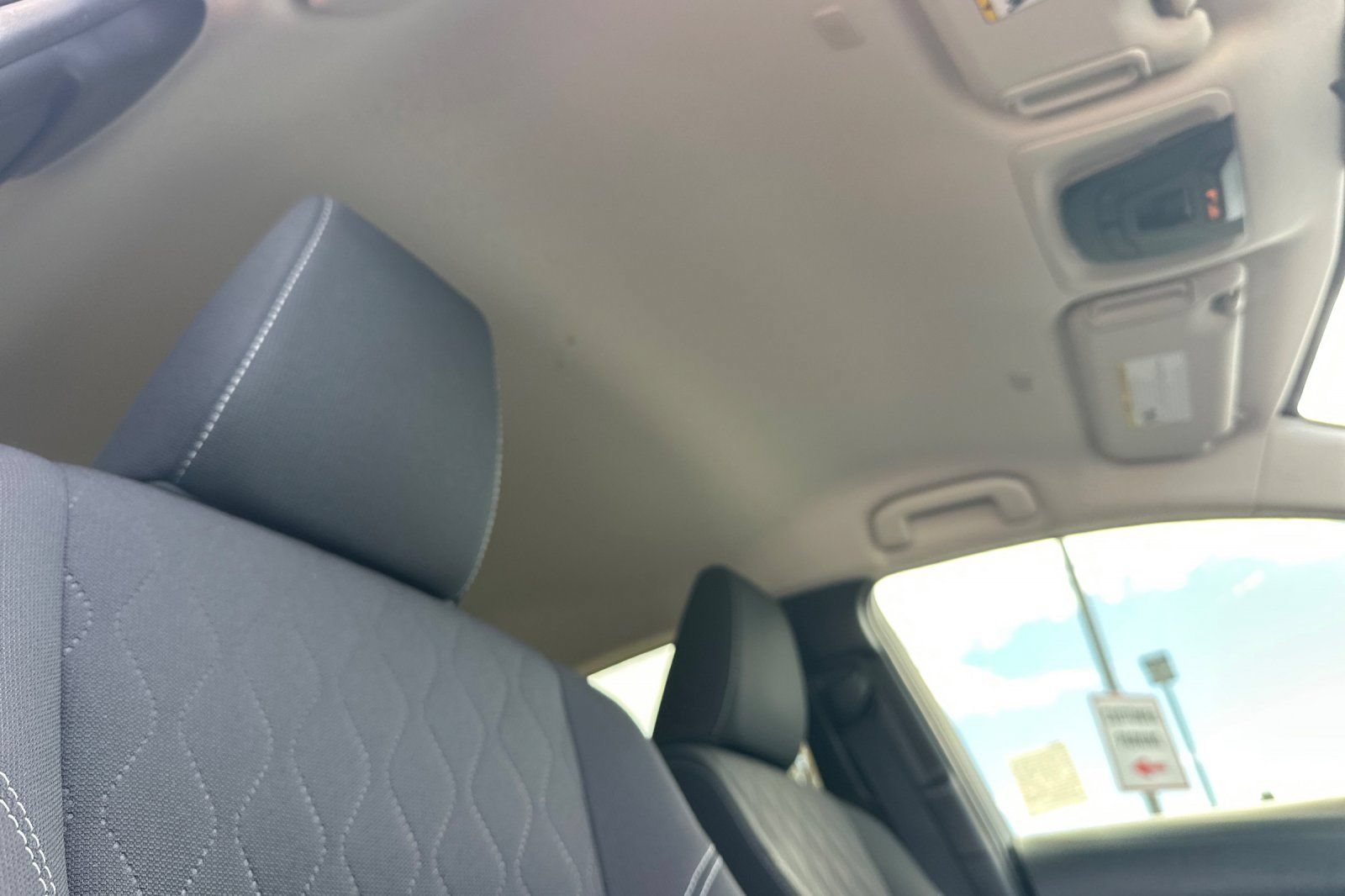 Used 2024 Toyota Corolla LE w/ LE Convenience Package FWD image 16