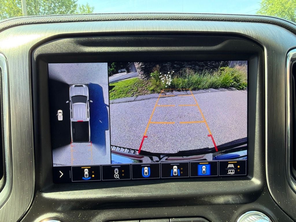 Used 2020 GMC Sierra 2500 Denali w/ Denali Ultimate Package AWD/4WD image 28