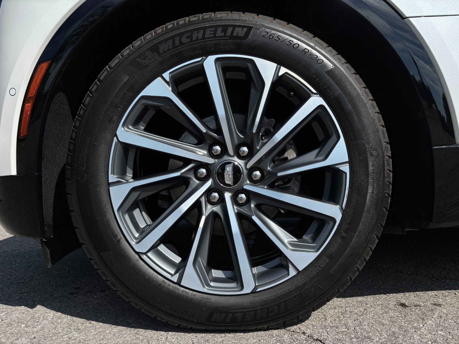 Used 2024 Cadillac Lyriq Sport RWD image 53