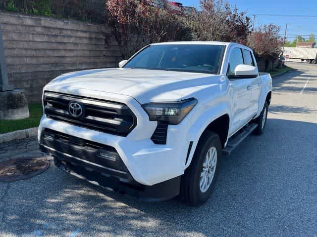 Used 2026 Toyota Tacoma SR5 AWD/4WD image 1