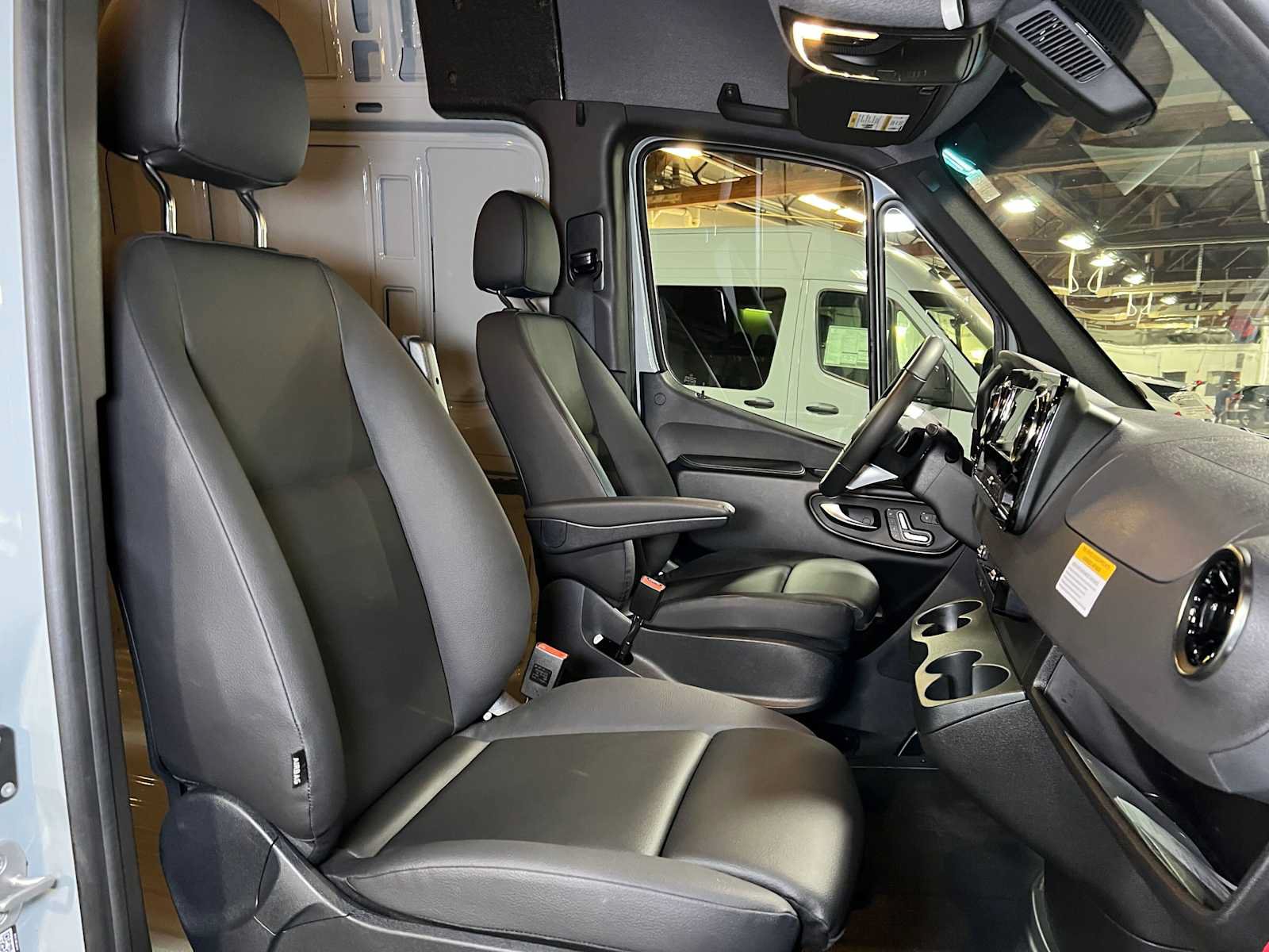Used 2026 Mercedes-Benz Sprinter 2500 image 13