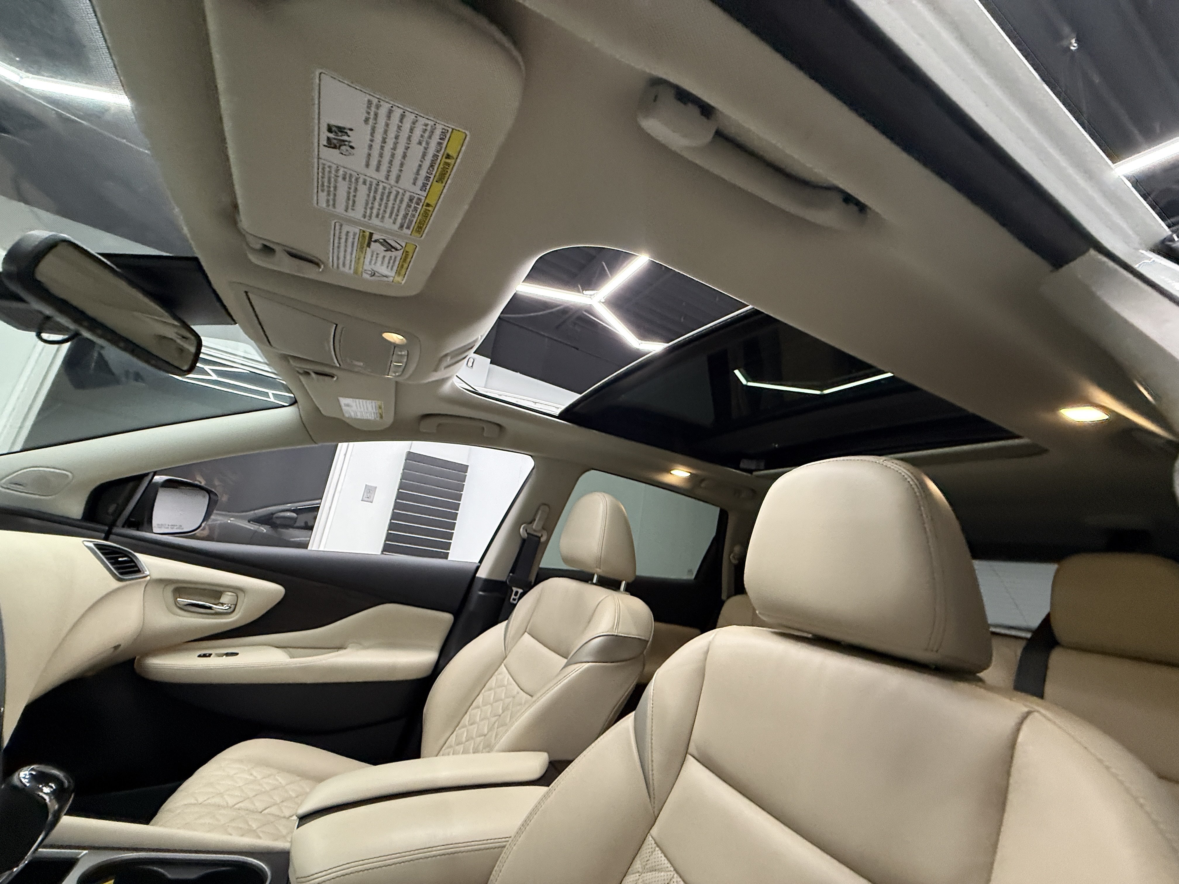 Used 2023 Nissan Murano Platinum AWD/4WD image 11