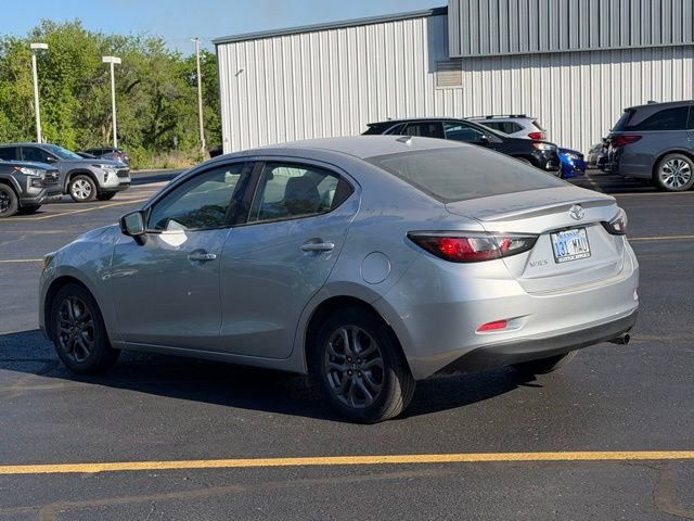 Used 2019 Toyota Yaris LE FWD image 22