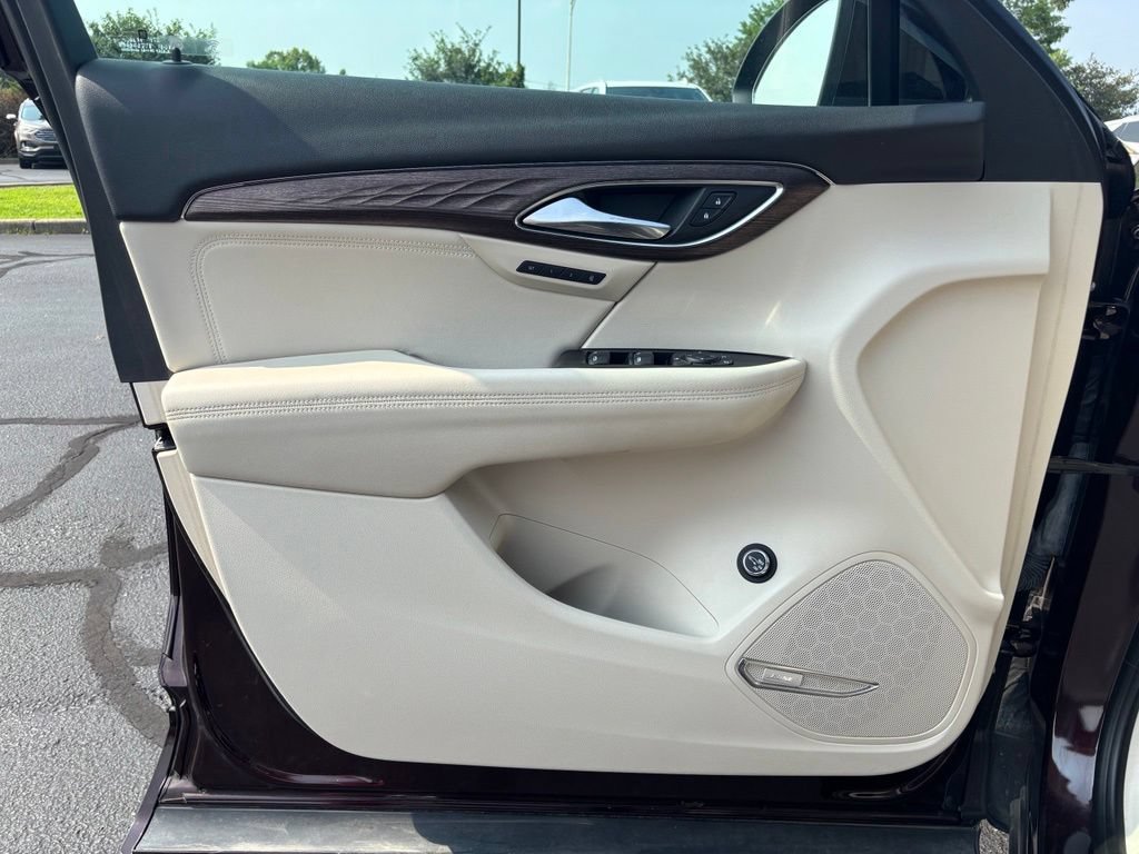 Used 2023 Buick Envision Avenir AWD/4WD image 12