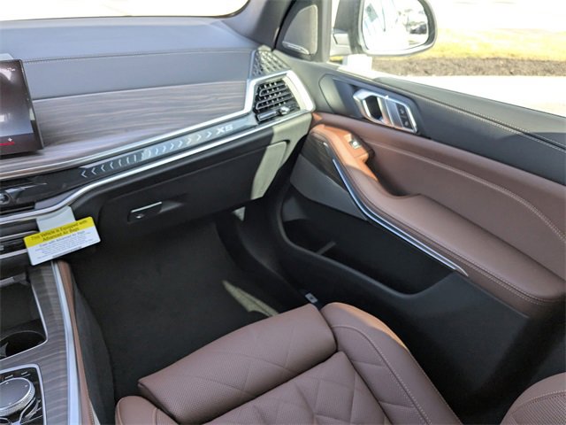 New 2026 BMW X5 xDrive50e image 18