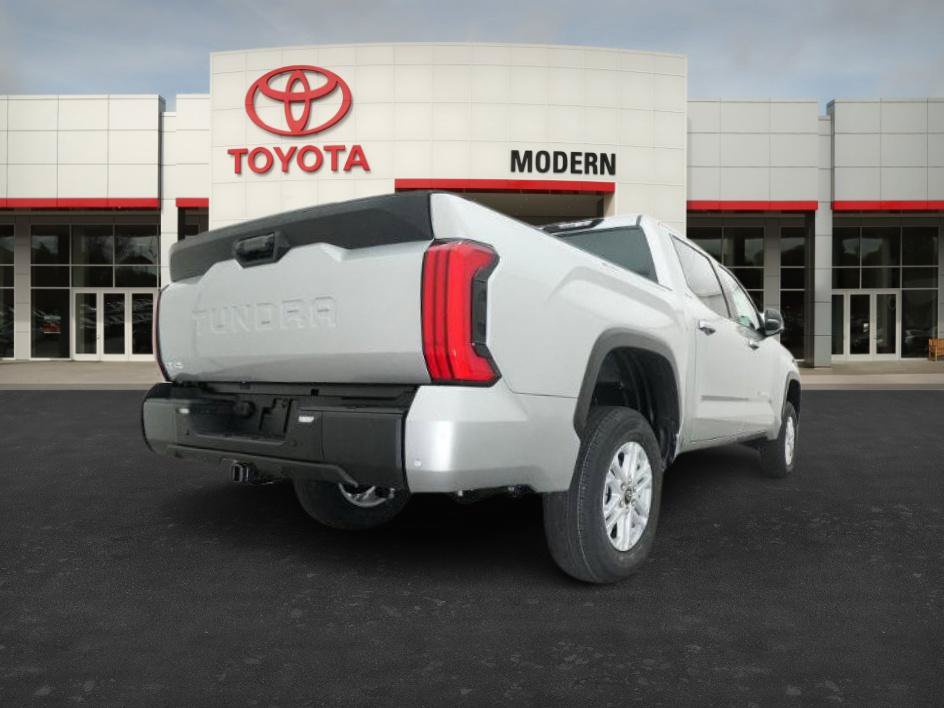 New 2026 Toyota Tundra SR5 w/ SR5 Premium Package AWD/4WD image 20