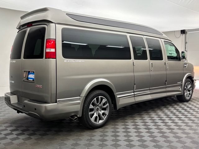 New 2026 GMC Savana 2500 Extended w/ Driver Convenience Package RWD image 8