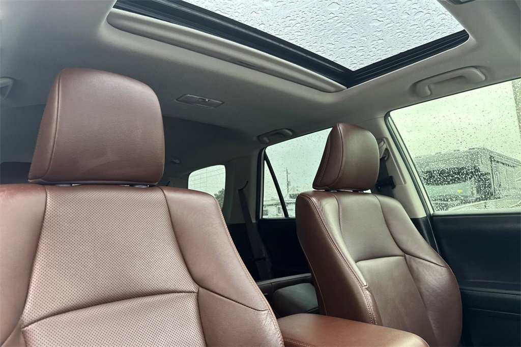 Used 2021 Toyota 4Runner Limited image 20