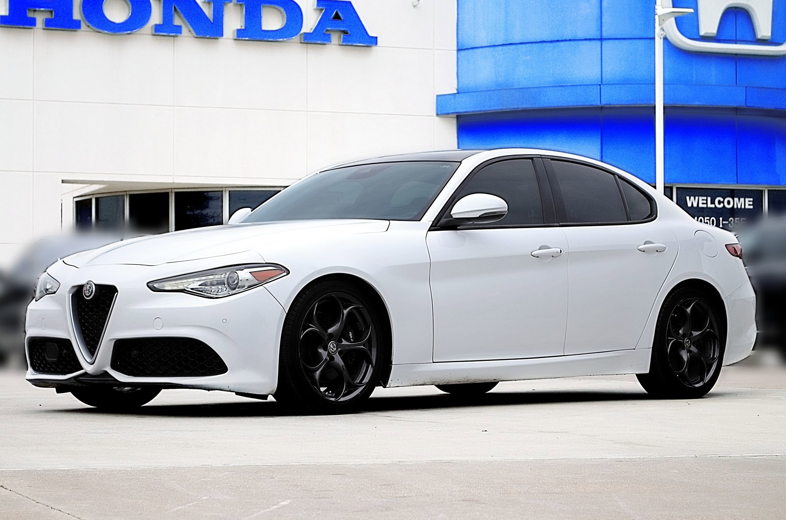 Used 2017 Alfa Romeo Giulia Ti w/ TI 19" Sport Package