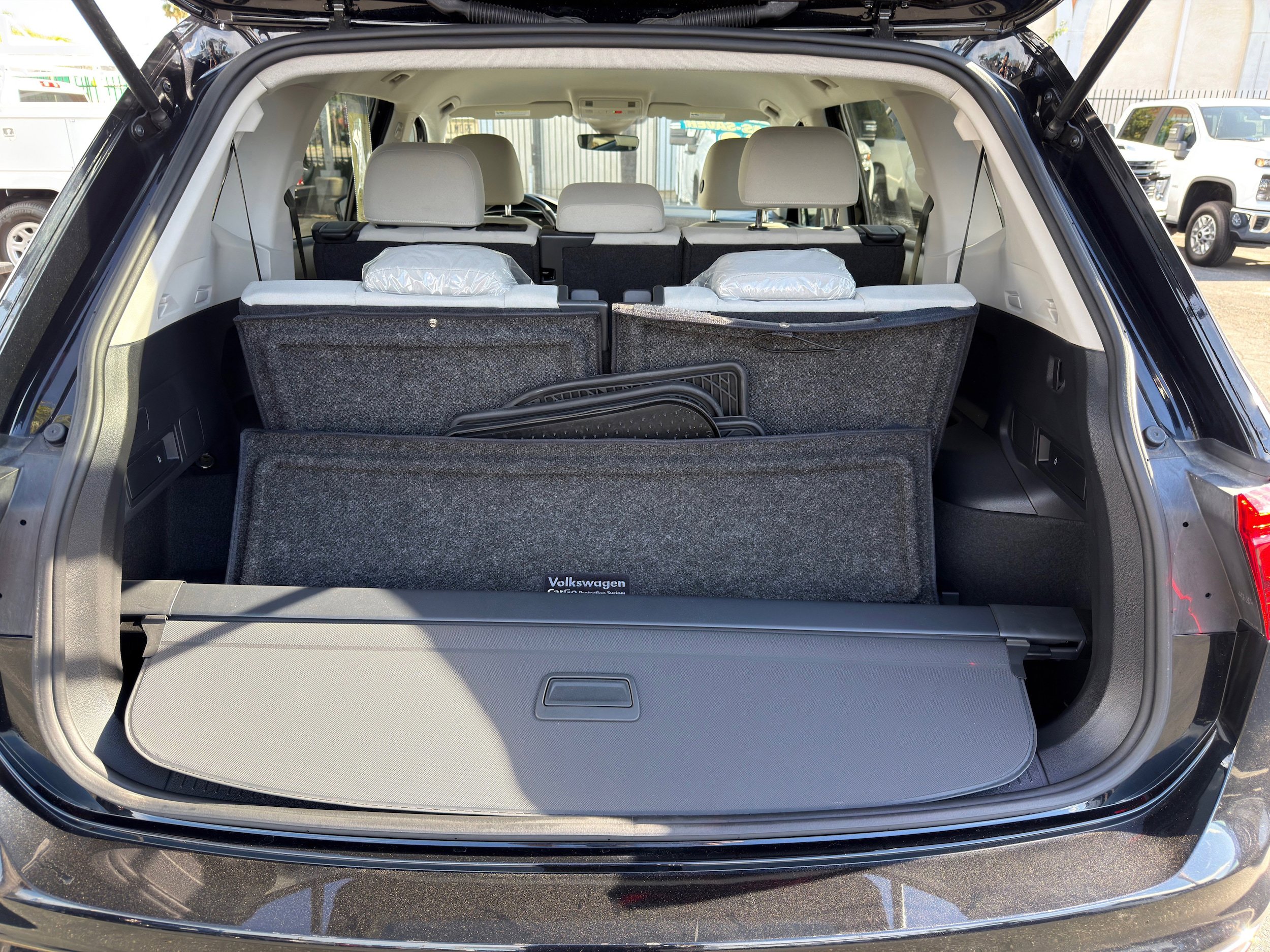 Used 2024 Volkswagen Tiguan S FWD image 16