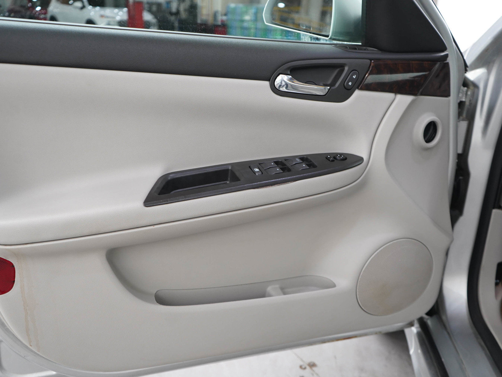Used 2014 Chevrolet Impala Limited LS FWD image 17