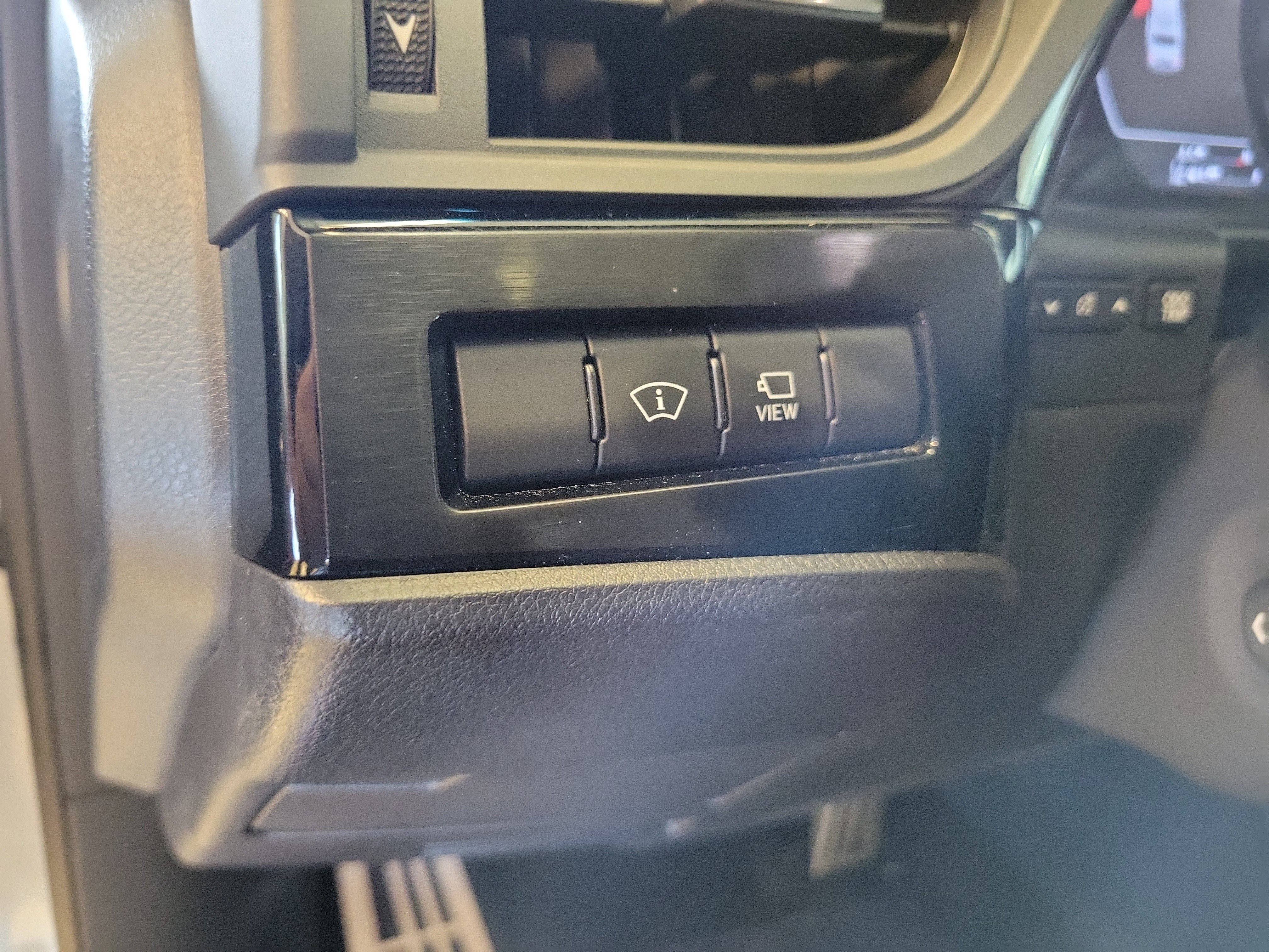 Certified 2024 Lexus ES 350 F Sport w/ Accessory Package (Z2) FWD image 28