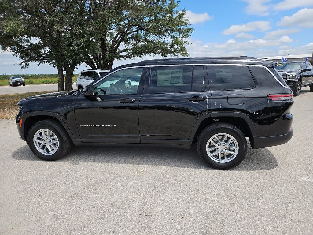New 2026 Jeep Grand Cherokee L 2WD image 3