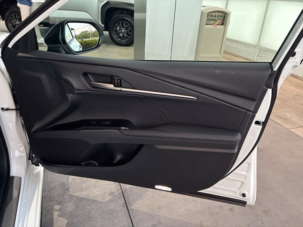 New 2026 Toyota Camry XSE FWD image 18