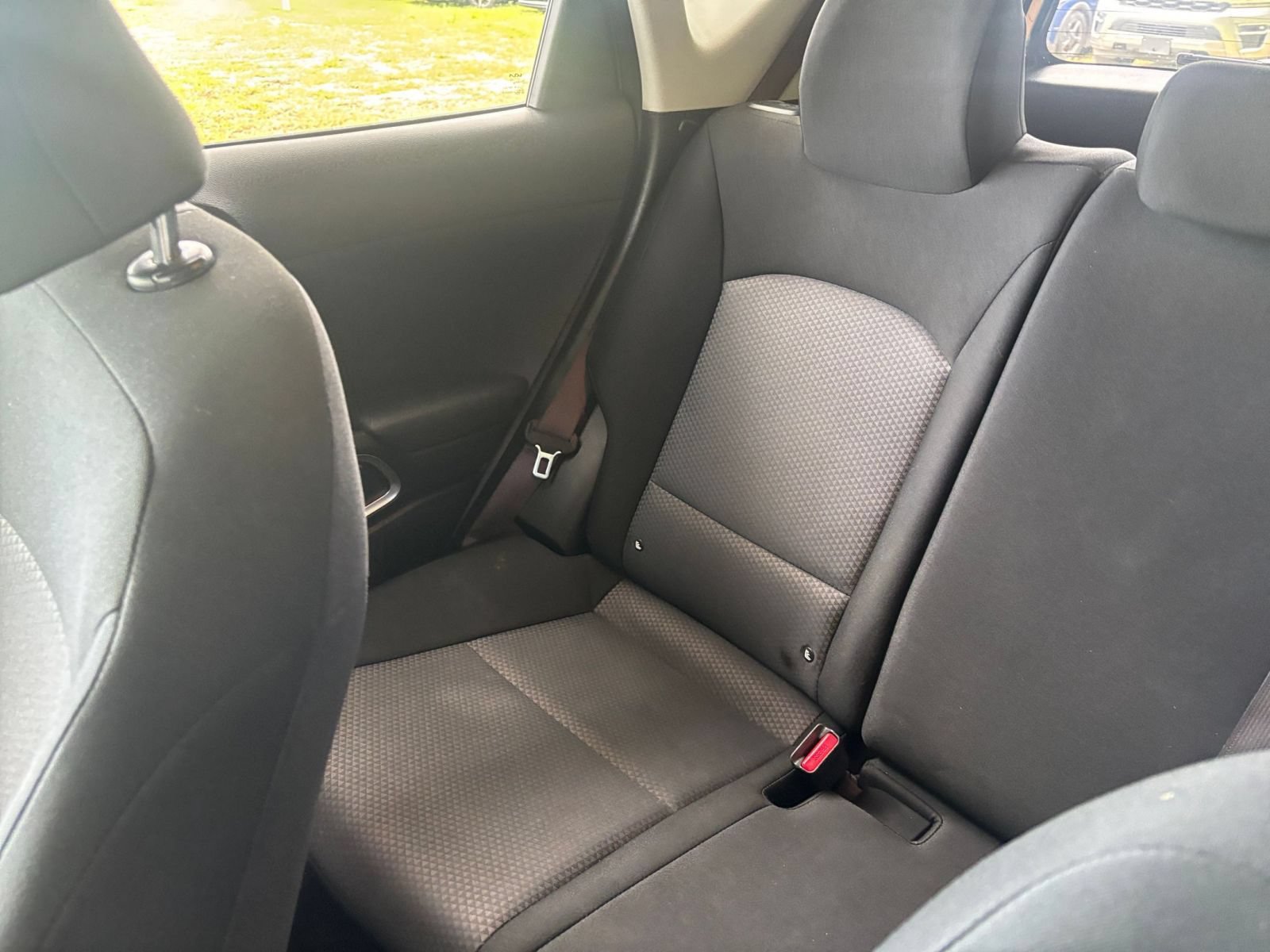 Used 2025 Kia Soul LX w/ LX Technology Package FWD image 36