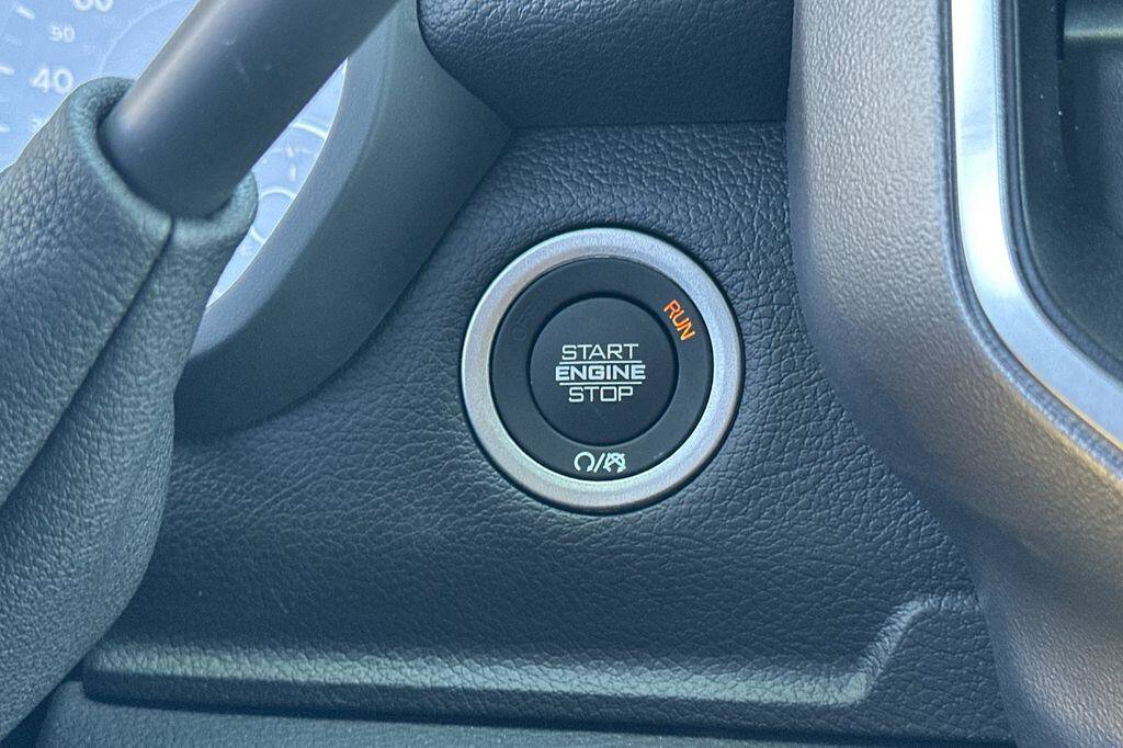 New 2026 RAM 2500 Big Horn AWD/4WD image 22