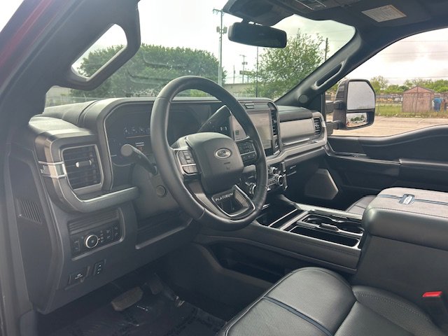Used 2025 Ford F250 Platinum image 21