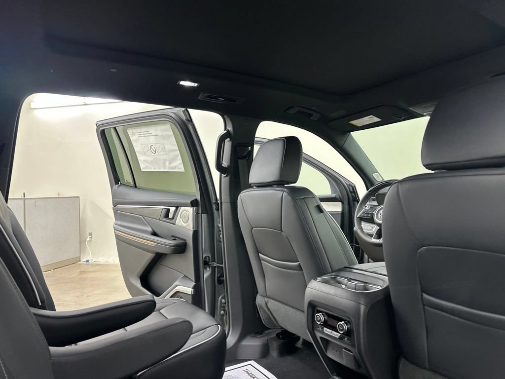 New 2026 Buick Enclave Avenir w/ Super Cruise Package AWD/4WD image 23