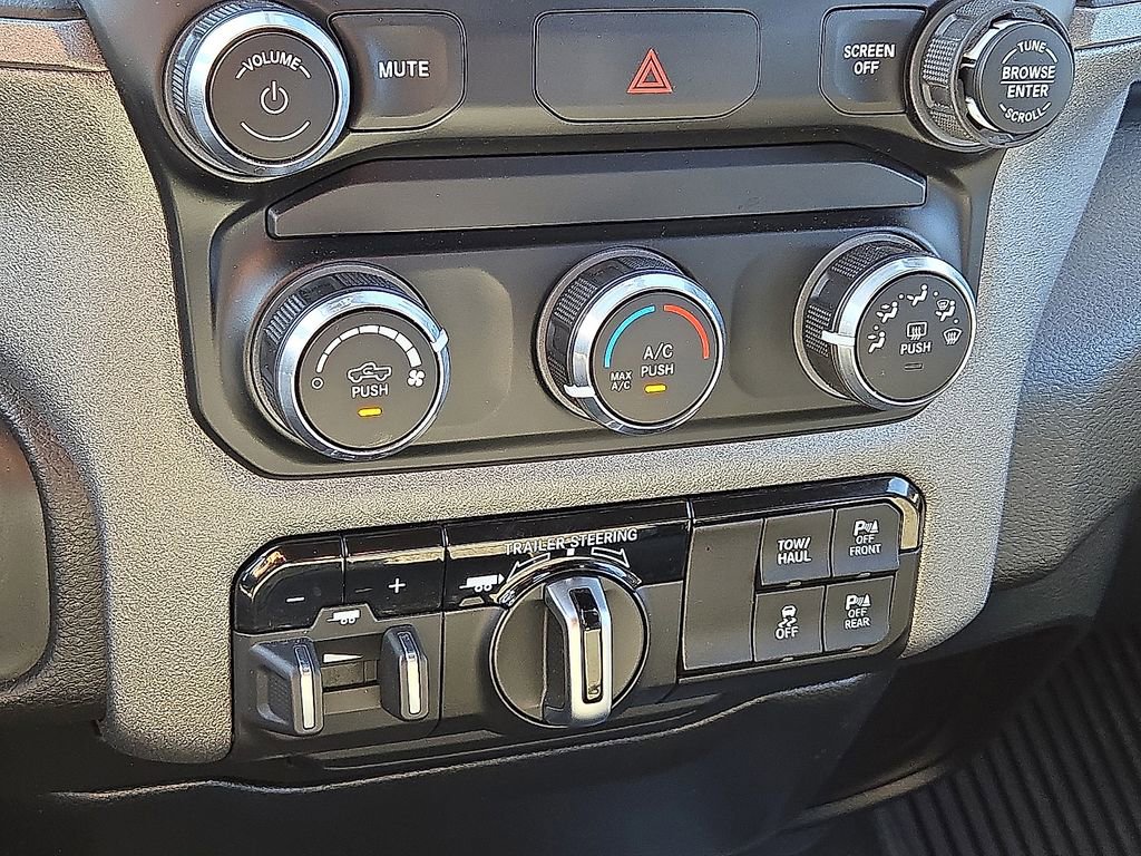 Used 2024 RAM 1500 Tradesman w/ Trailer Tow Group image 27