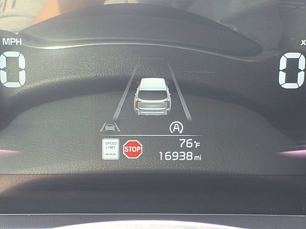 Used 2024 Kia Telluride LX FWD image 35