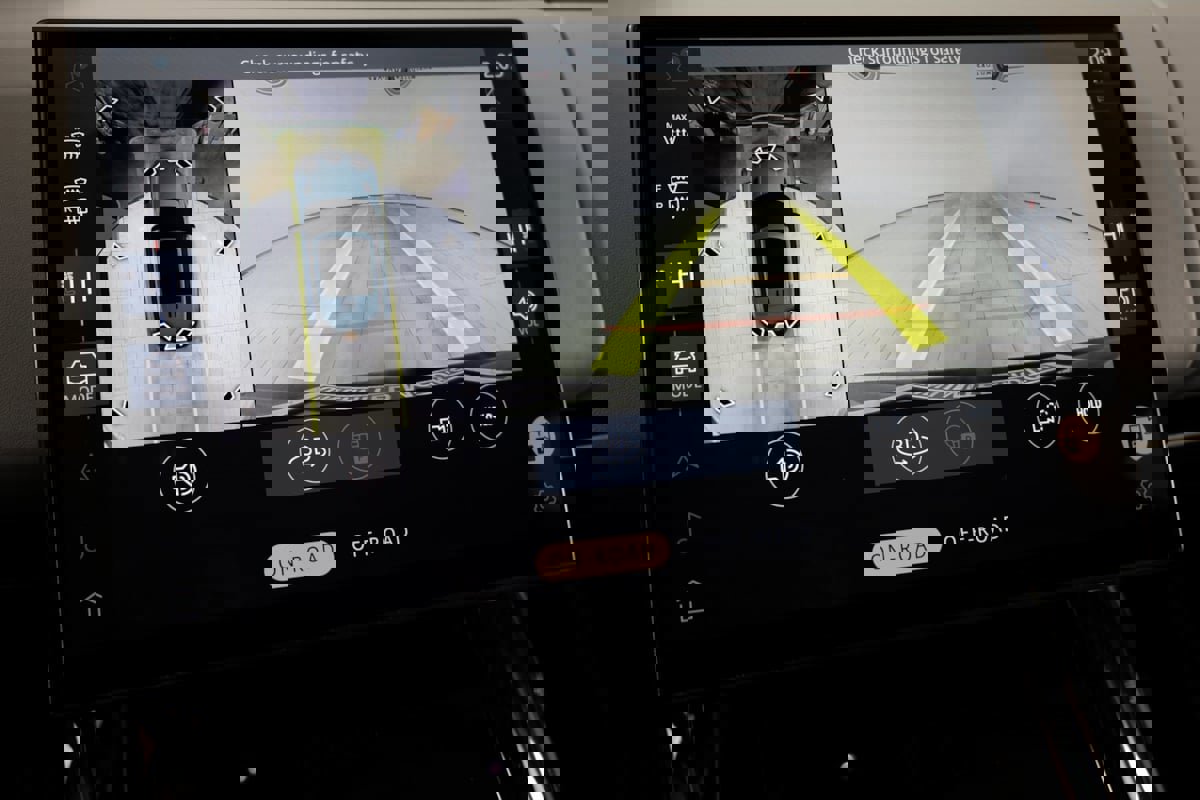 Used 2024 Land Rover Range Rover Sport Dynamic SE image 7