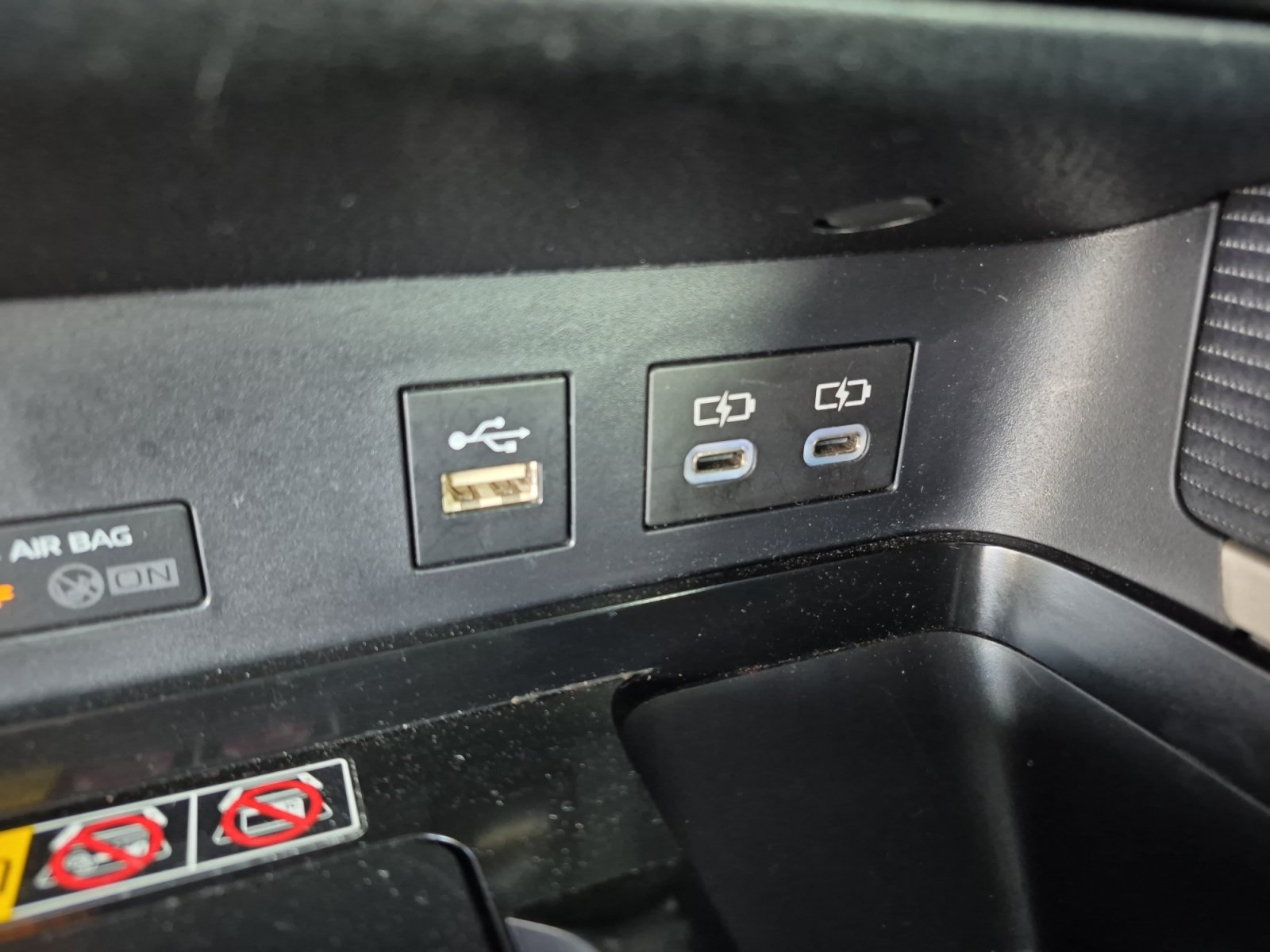 Used 2025 Toyota Camry SE FWD image 33