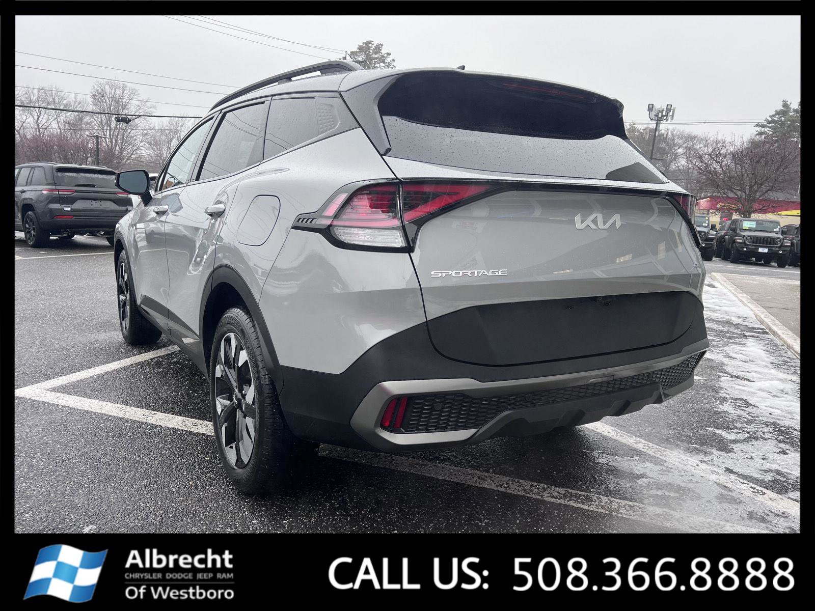 Used 2024 Kia Sportage X-Line w/ X-Line Premium Package image 3