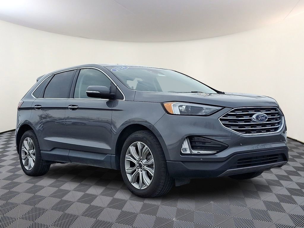 Used 2024 Ford Edge Titanium image 1