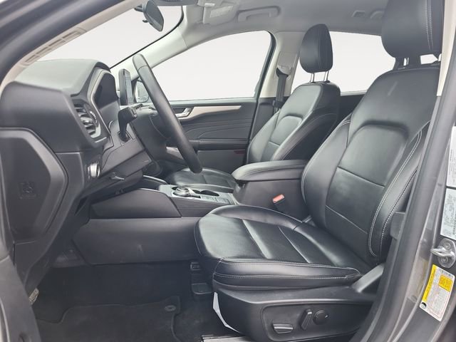 Used 2021 Ford Escape SEL w/ Class II Trailer Tow Package image 11