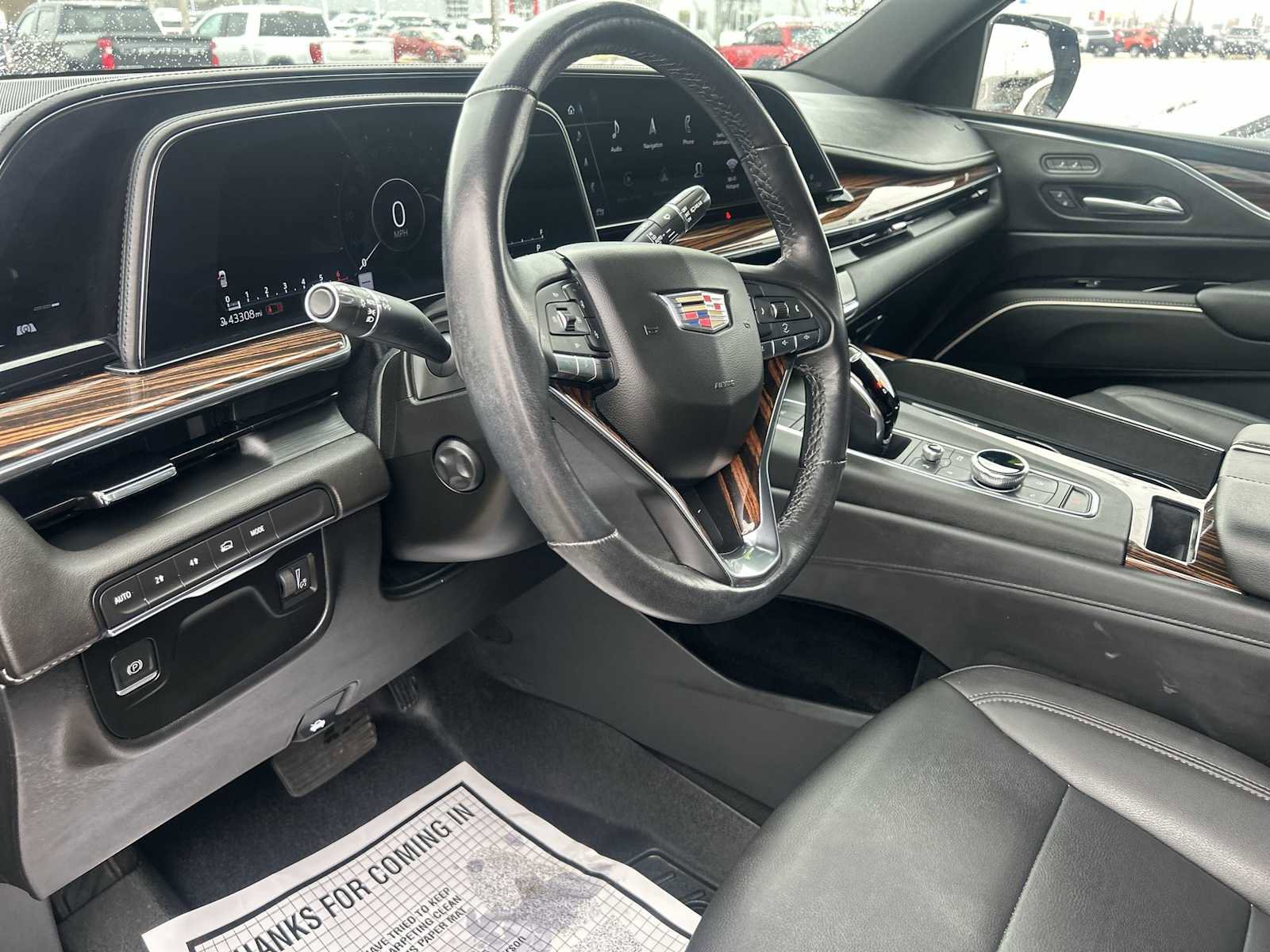 Used 2021 Cadillac Escalade Luxury image 10