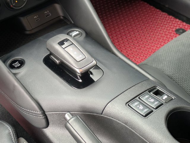 Used 2025 Nissan Z Performance w/ Floor Mat Package RWD image 21