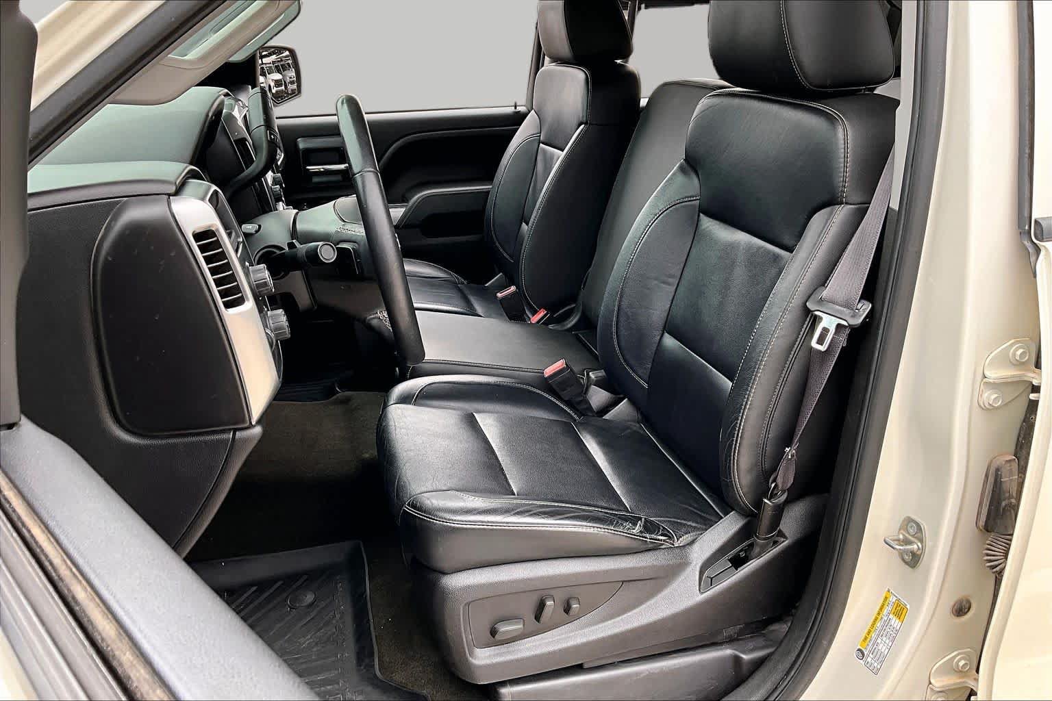 Used 2015 Chevrolet Silverado 1500 LT w/ All Star Edition AWD/4WD image 7