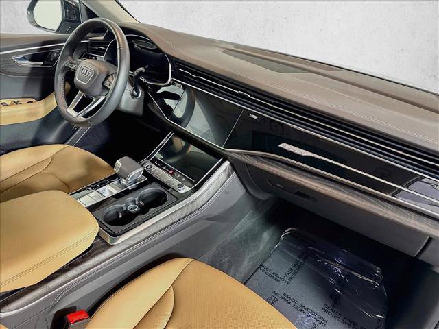 Used 2025 Audi Q8 Premium Plus w/ Premium Plus Package AWD/4WD image 28