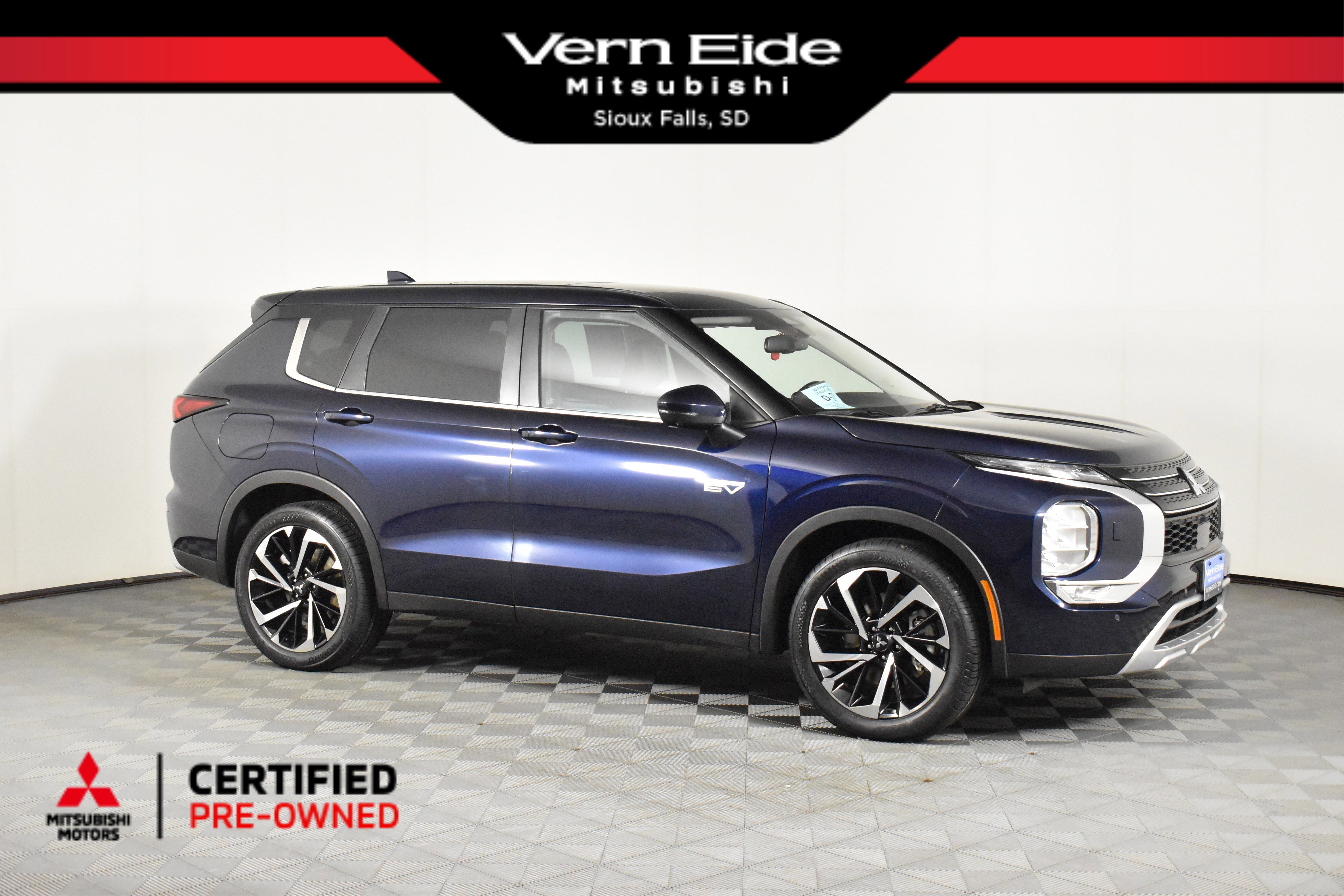 Used 2023 Mitsubishi Outlander SE