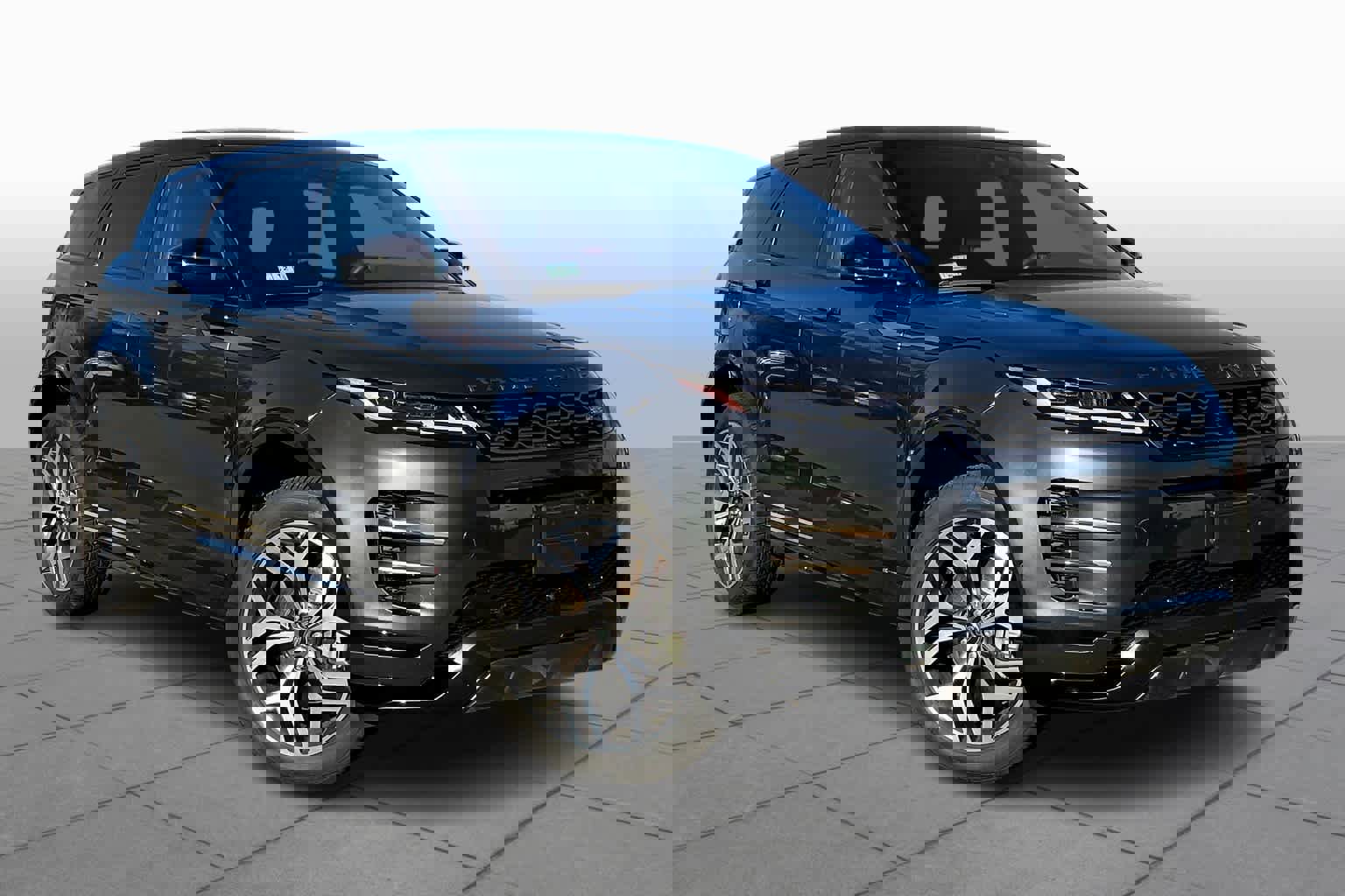 Used 2020 Land Rover Range Rover Evoque R-Dynamic HSE image 3