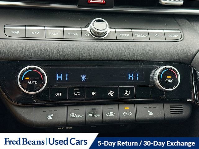 Used 2023 Hyundai Elantra SEL w/ Convenience Package image 17