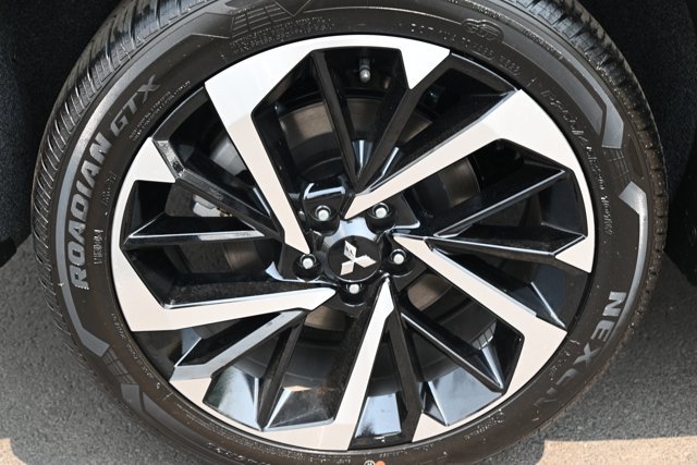 New 2023 Mitsubishi Outlander SEL AWD/4WD image 14