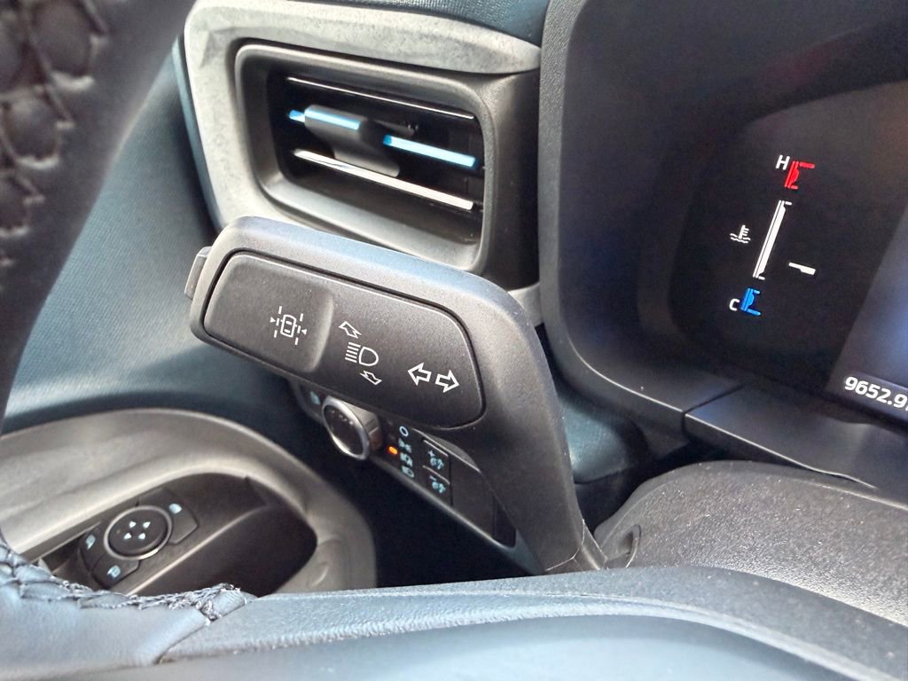 Used 2025 Ford Maverick XLT w/ Equipment Group 301A image 15