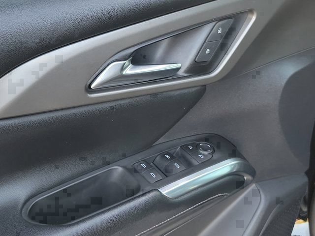 Used 2024 Chevrolet Traverse LT FWD image 17