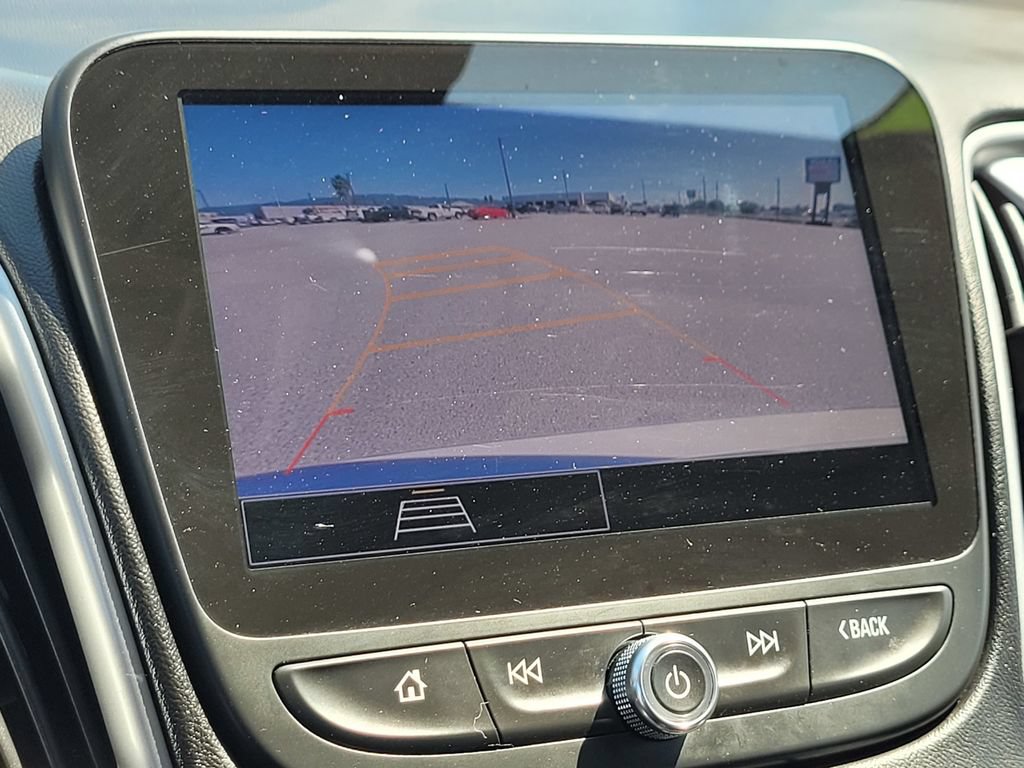 Used 2023 Chevrolet Malibu LT FWD image 14